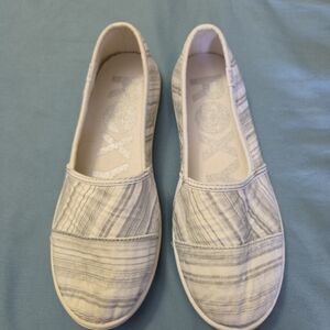 Roxy Women's Casual Striped Flats - Cream and Gray